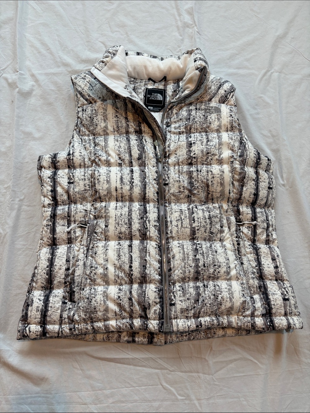 North Face Nuptse 2 Puffer Vest 700 Down White Birch camo print Women’s Large